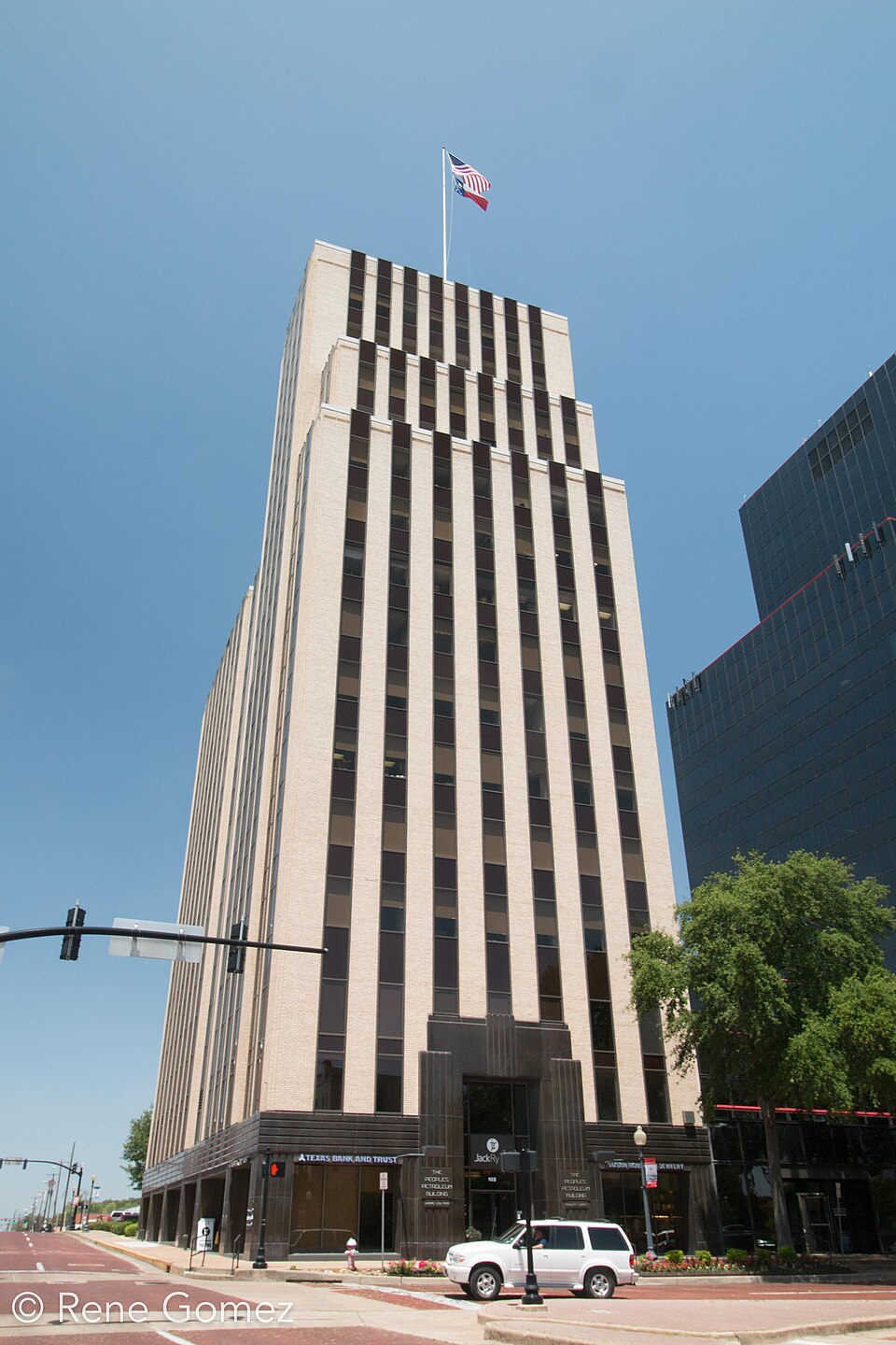 Photograph of People's National Bank Building