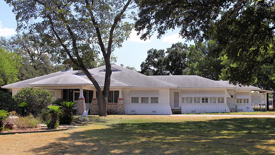 Photograph of Bungalow Colony Historic District