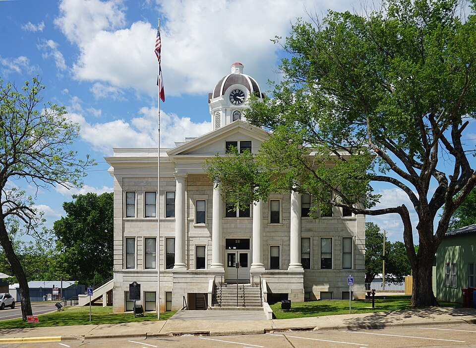 Photograph of Franklin County Courthouse and Jail