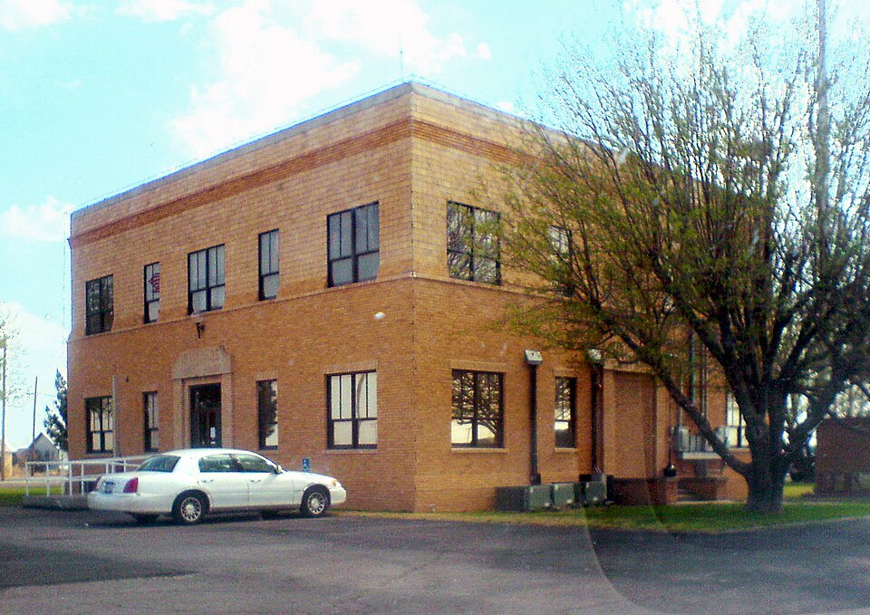 Photograph of Loving County Courthouse