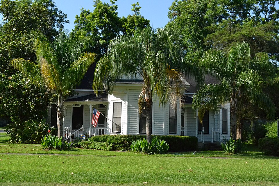 Photograph of Hensley-Gusman House