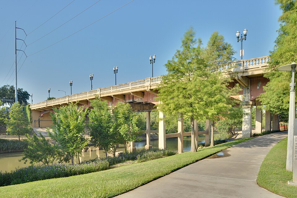 Photograph of Sabine Street Bridge over Buffalo Bayou