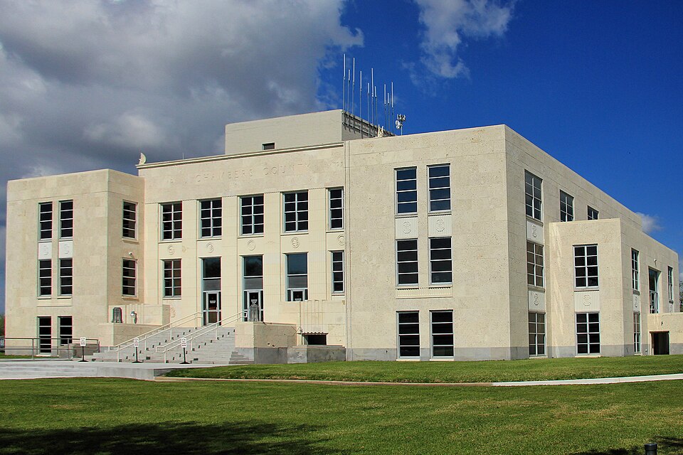 Photograph of Chambers County Courthouse