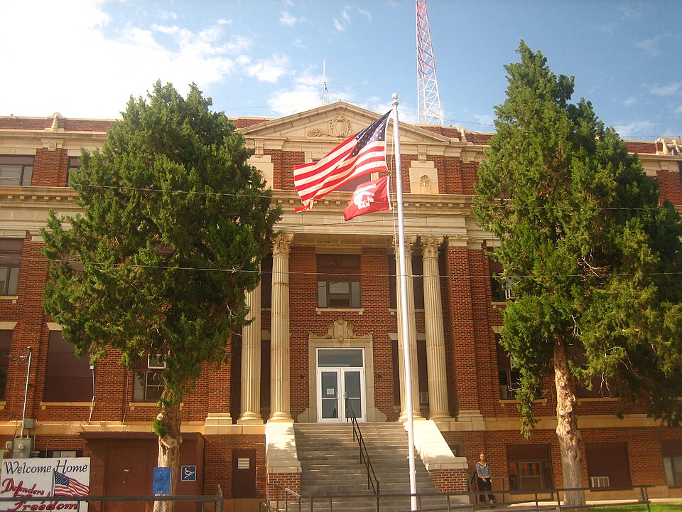 Photograph of Hall County Courthouse