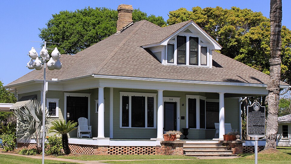 Photograph of Price-Farwell House
