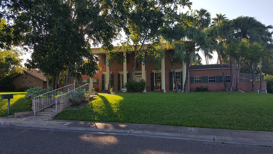 Photograph of M. E. Garcia and Estela Cueto House