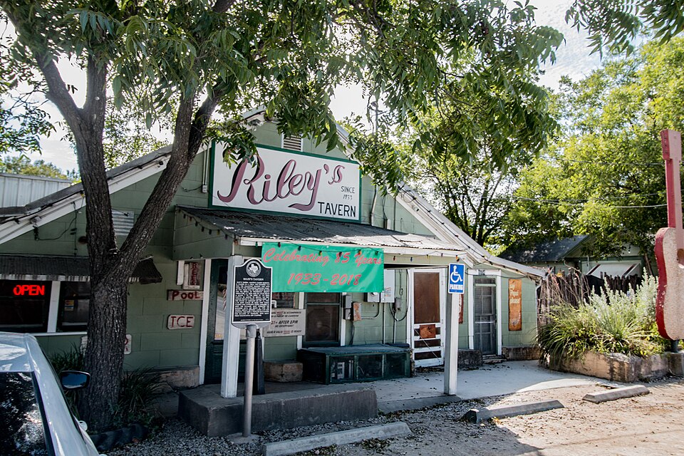 Photograph of Riley's Tavern