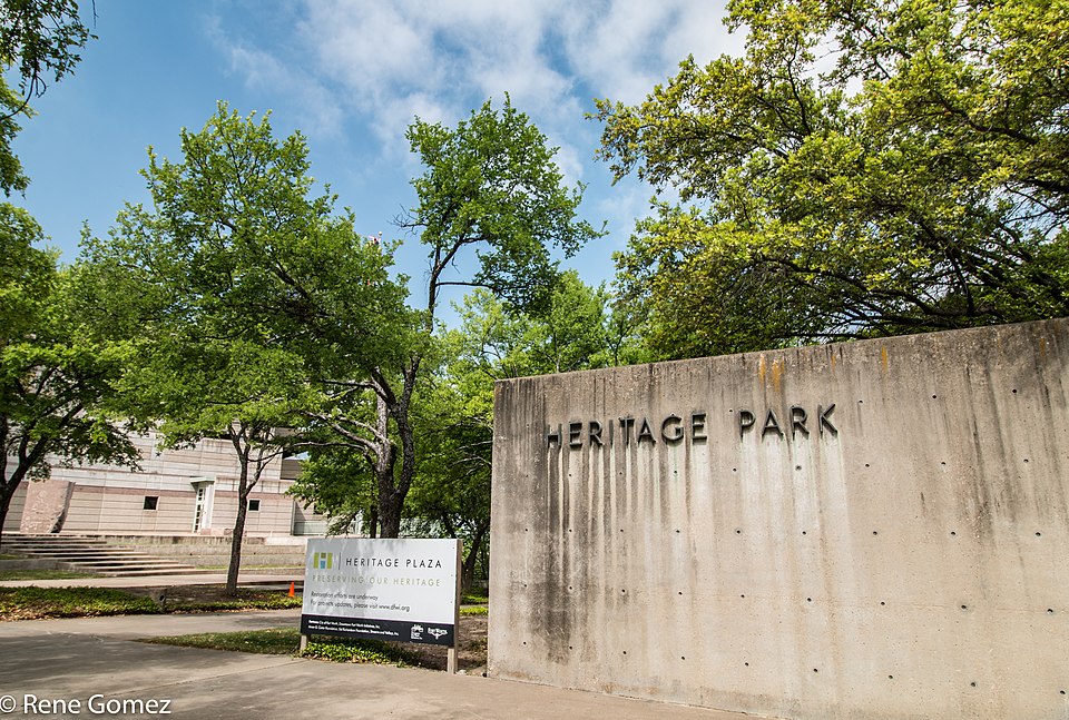Photograph of Heritage Park Plaza