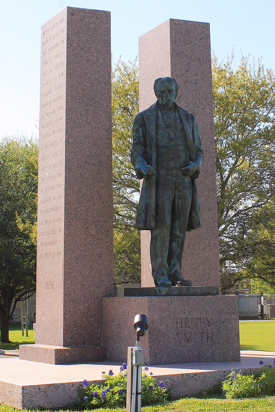 Photograph of Henry Smith Statue