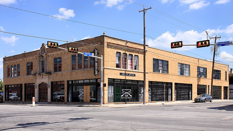 Photograph of Poe Motor Company
