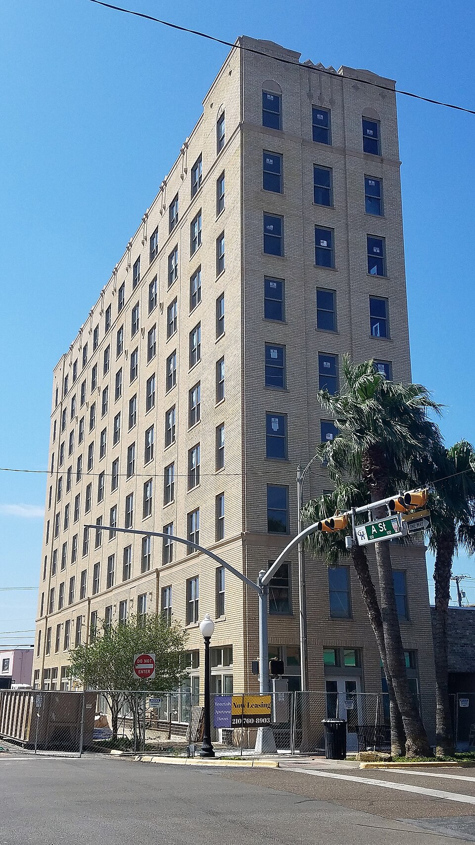 Photograph of Baxter Building