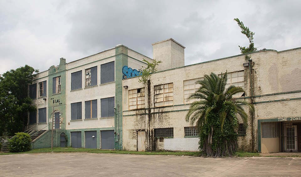 Photograph of McGaugh Hosiery Mills / Airmaid Hosiery Mills Building