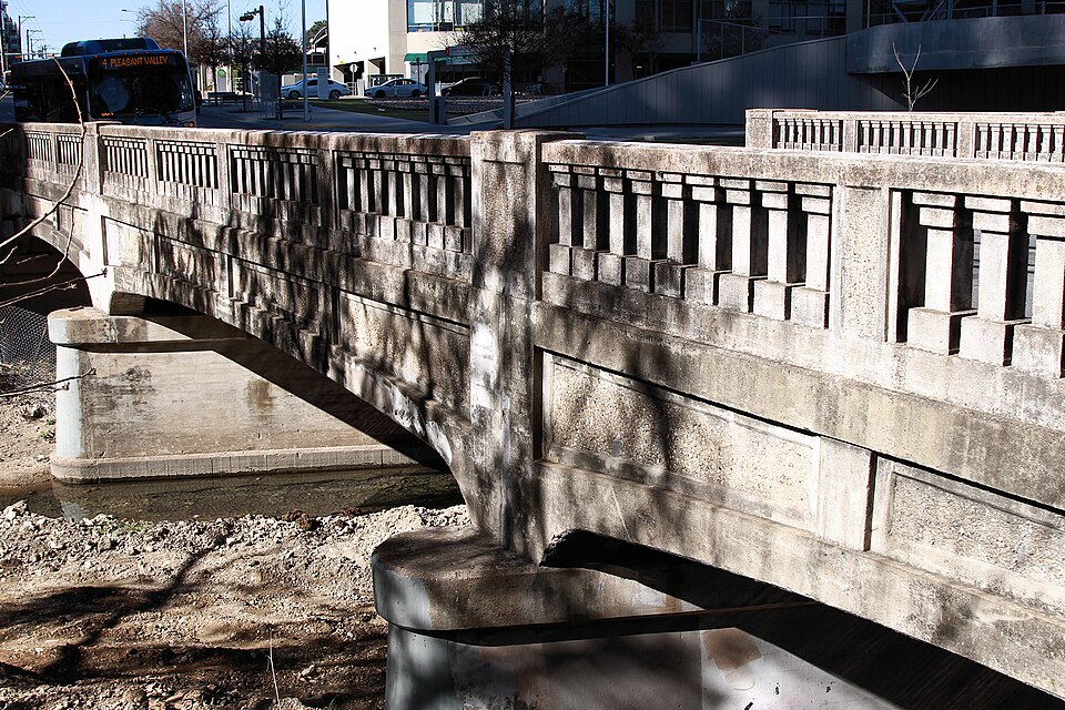 Photograph of West Fifth Street Bridge at Shoal Creek