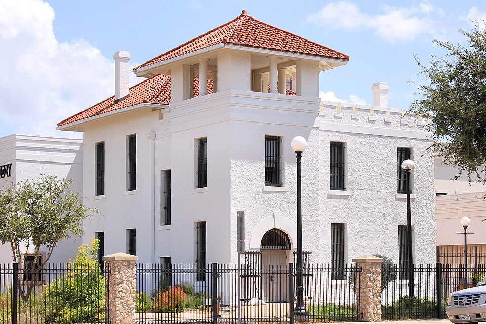 Photograph of 1910 Hidalgo County Jail