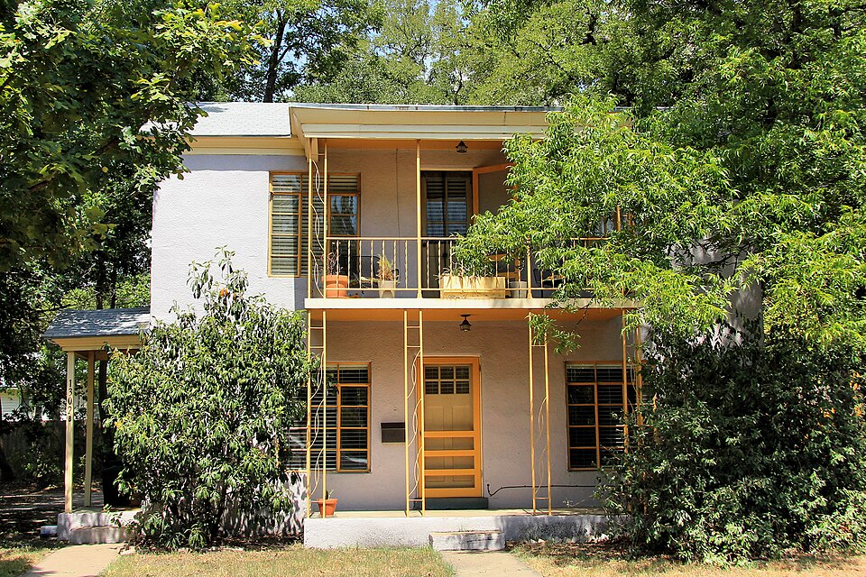Photograph of Delwood Duplex Historic District