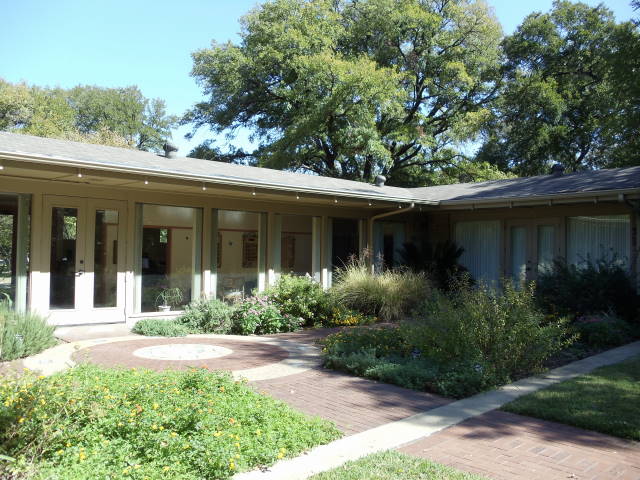 Photograph of Texas Garden Clubs, Inc., Headquarters