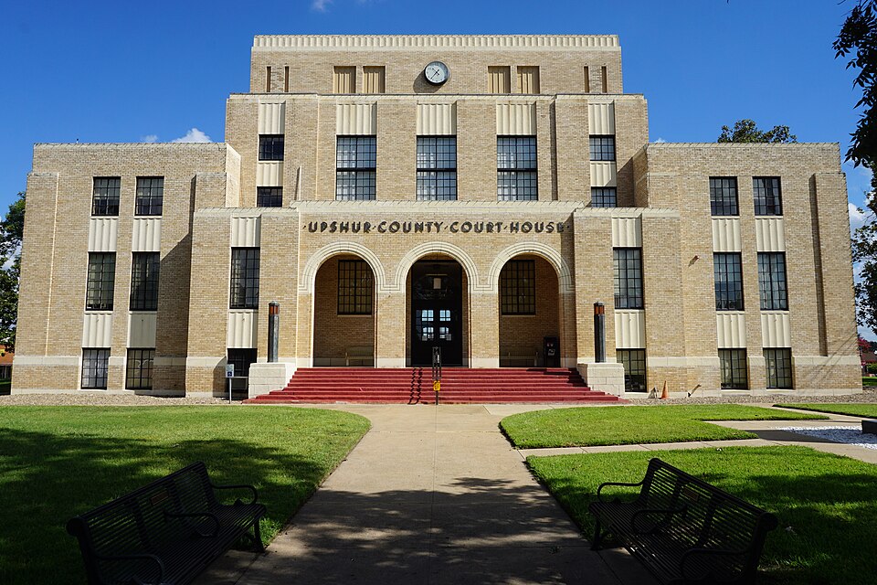 Photograph of Upshur County Courthouse