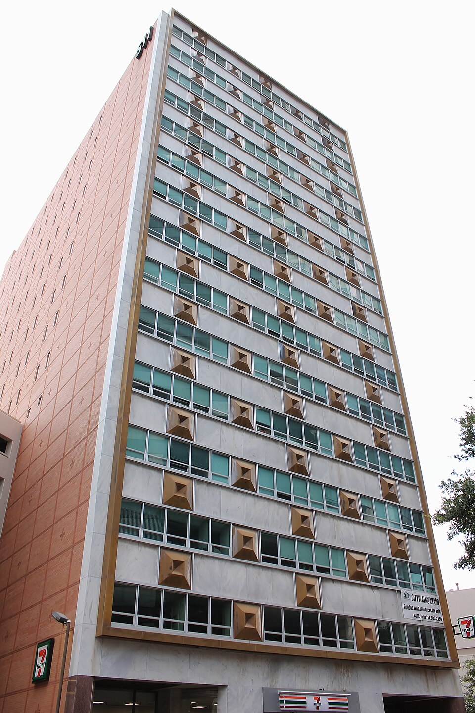 Photograph of 511 Akard Building