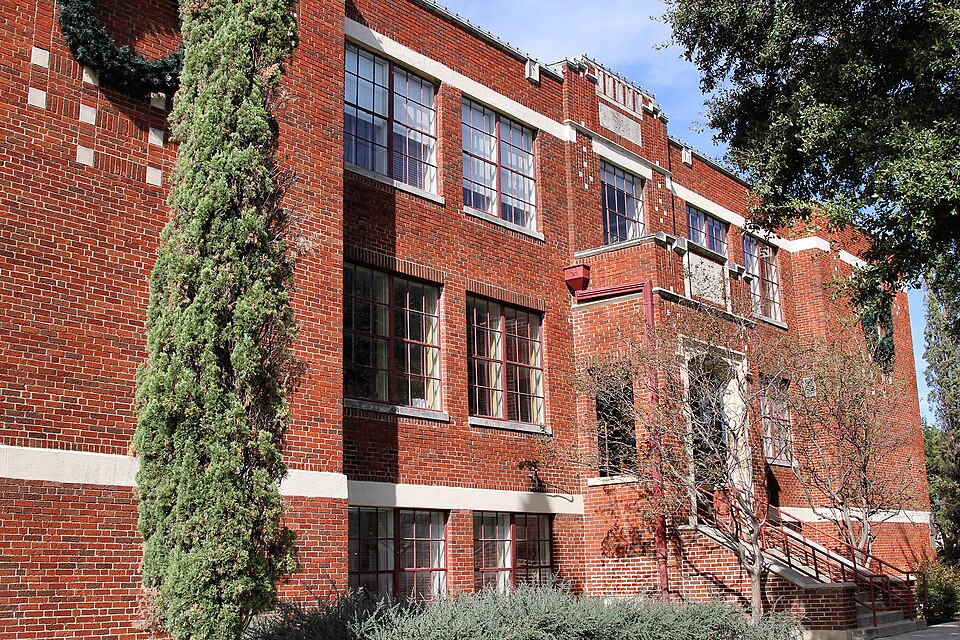 Photograph of Killeen High School