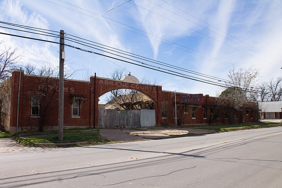 Photograph of Abilene Courts