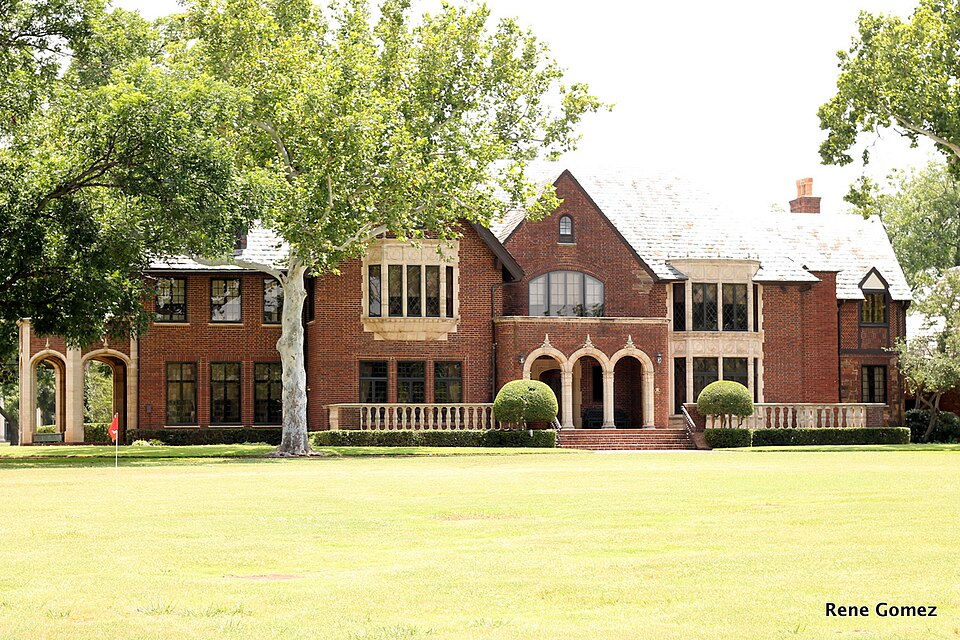 Photograph of Joe and Lois Perkins House