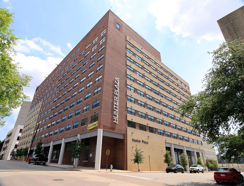 Photograph of Fortune Arms Apartments