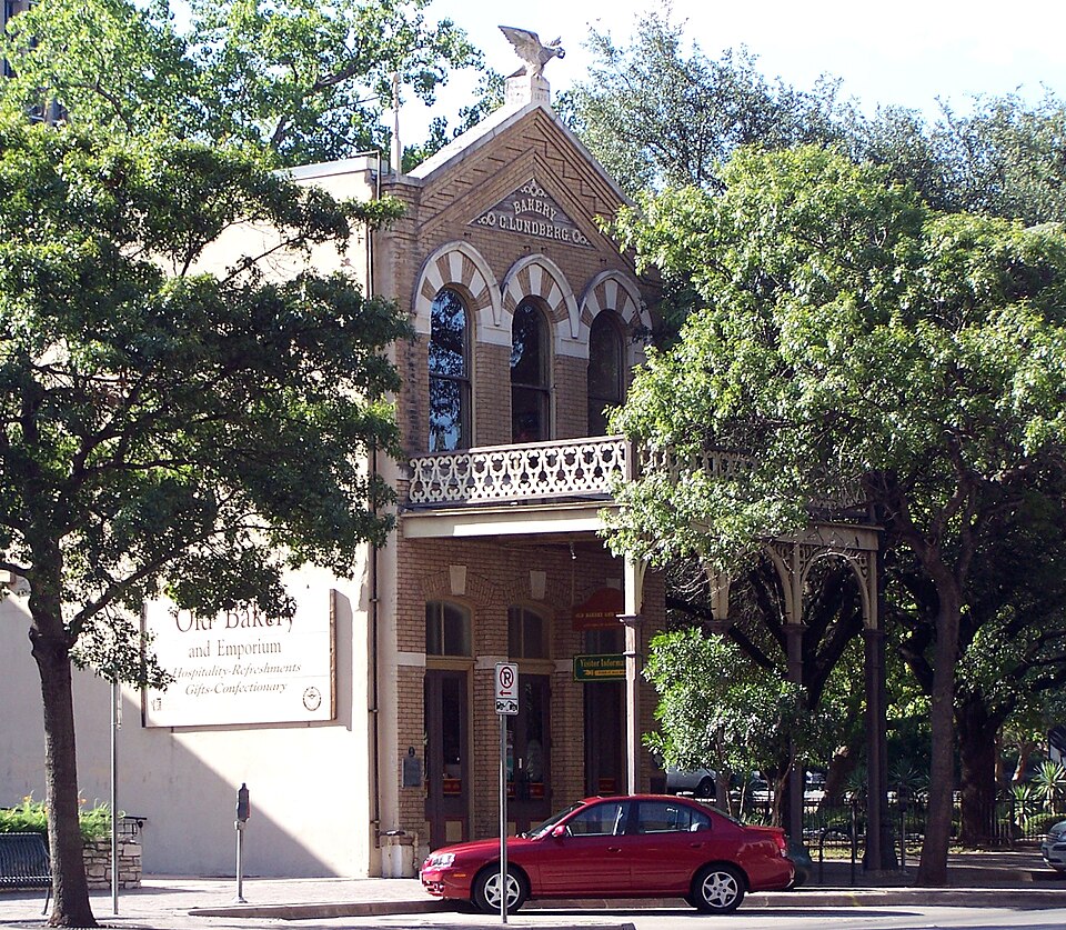 Photograph of Lundberg Bakery