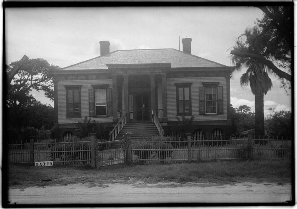 Photograph of T. H. Mathis House