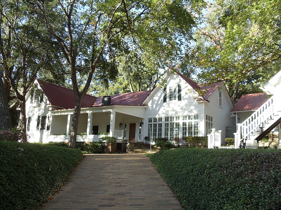Photograph of Jefferson Historic District