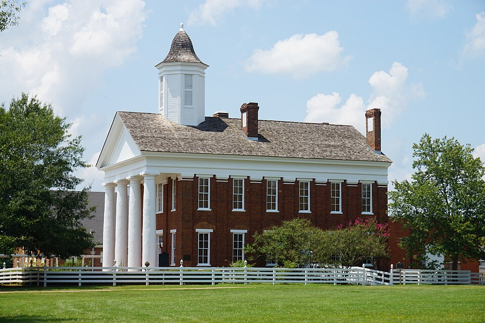 Photograph of Old Nacogdoches University Building