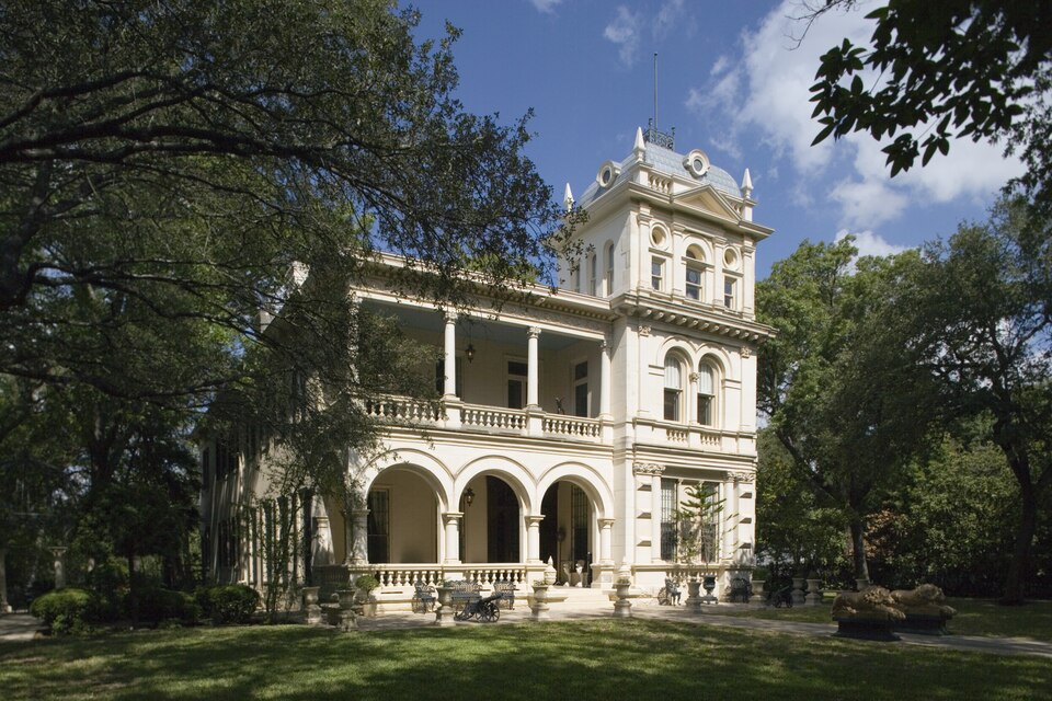 Photograph of King William Historic District