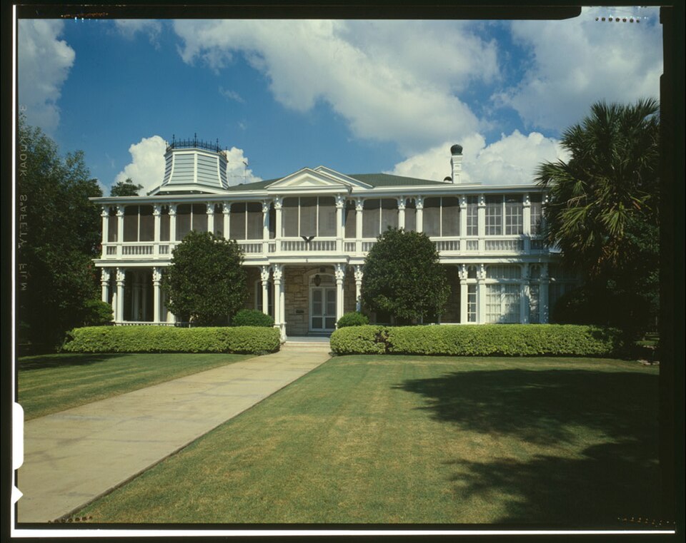 Photograph of Pershing House