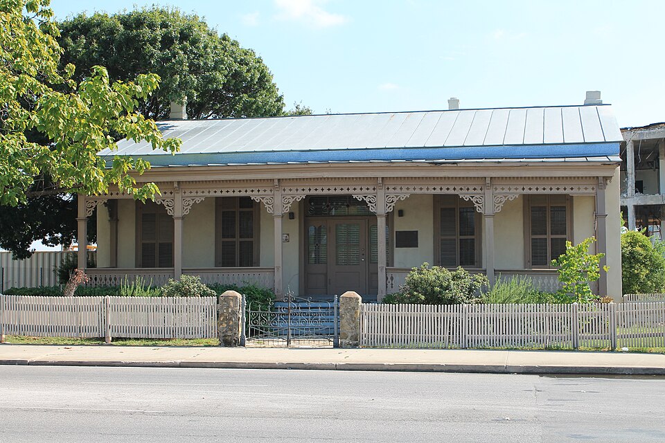 Photograph of Schroeder-Yturri House