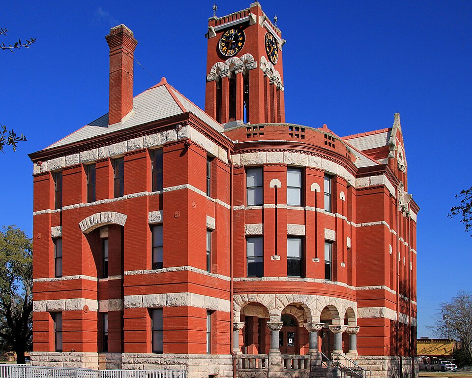 Photograph of Lee County Courthouse