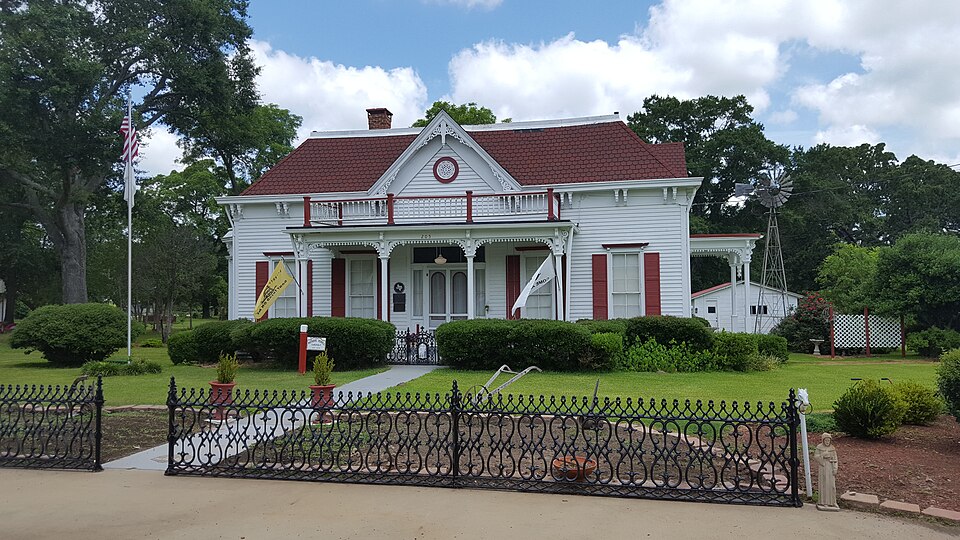 Photograph of Mathews-Powell House