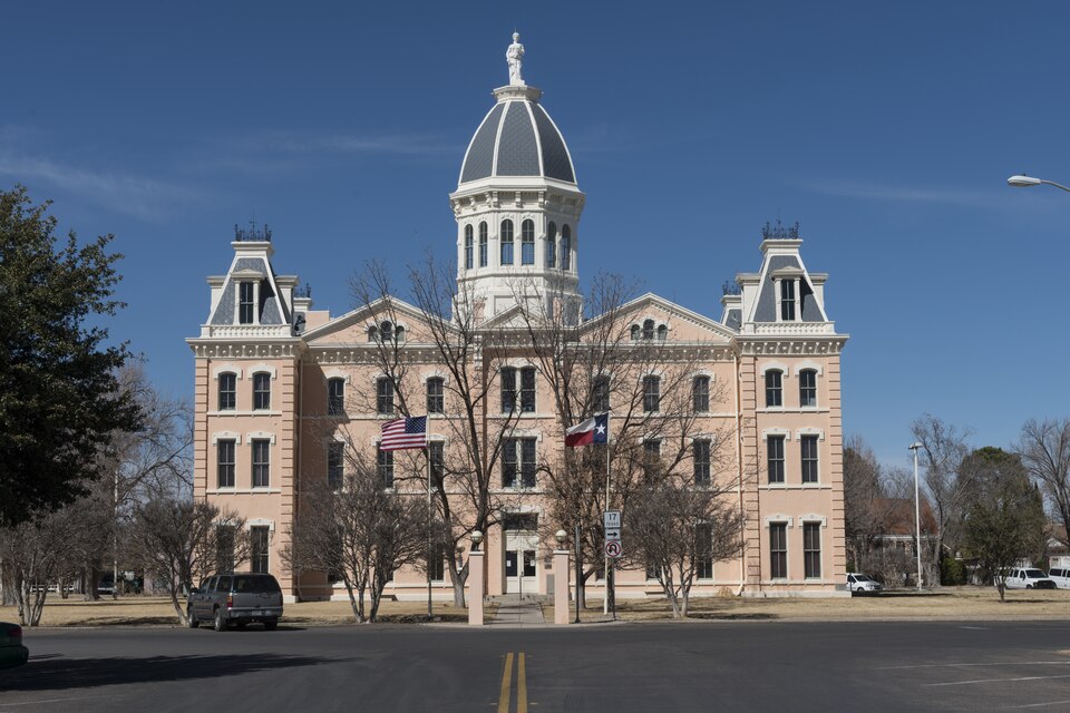 Photograph of Presidio County Courthouse