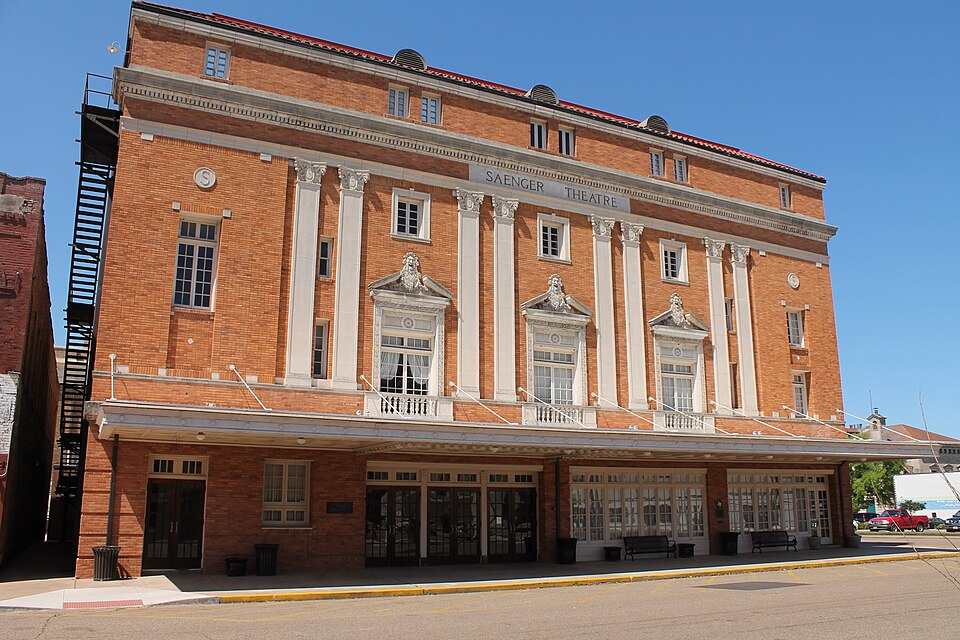 Photograph of Saenger Theater