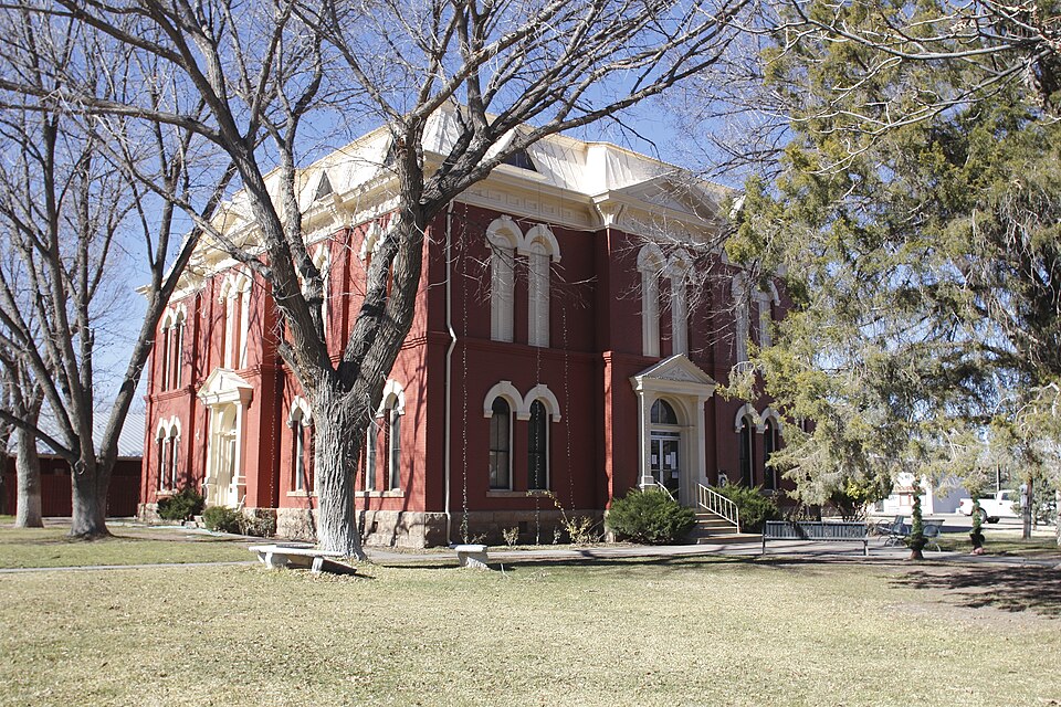 Photograph of Brewster County Courthouse and Jail
