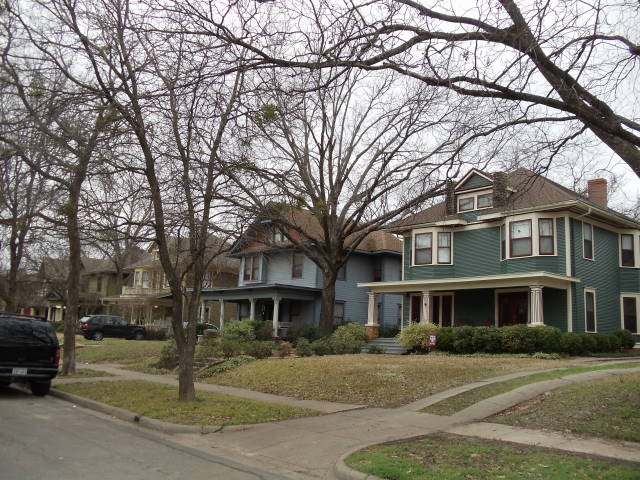 Photograph of Munger Place Historic District