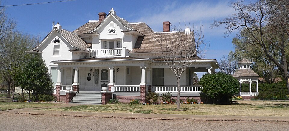 Photograph of Deaf Smith County Historical Museum