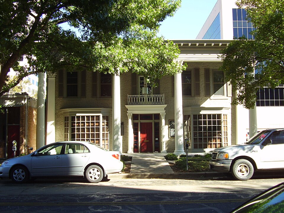 Photograph of Wahrenberger House