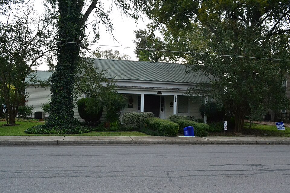 Photograph of Baron, August, House