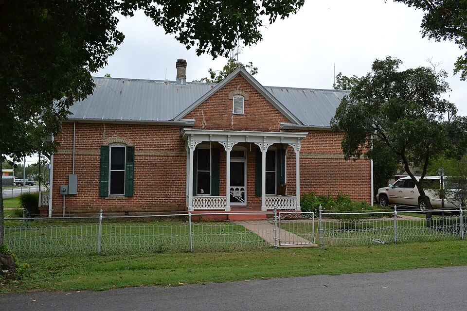 Photograph of Jung, Alf, House