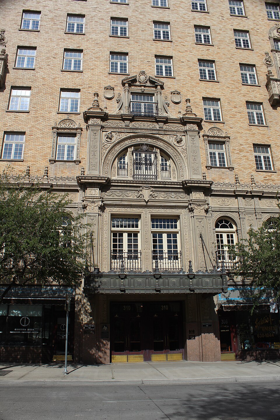 Photograph of Hotel Cortez