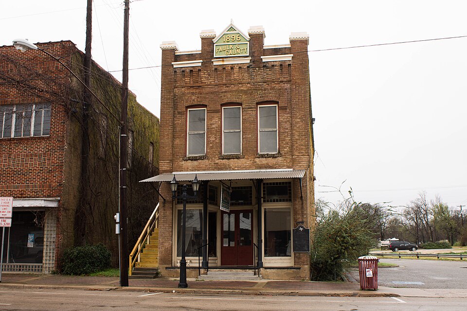 Photograph of Faulk and Gauntt Building