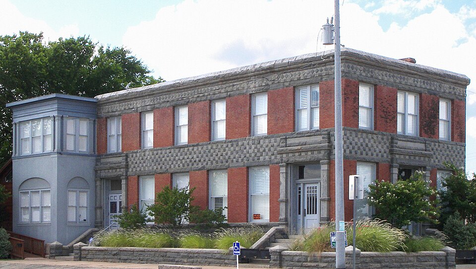 Photograph of Badu Building