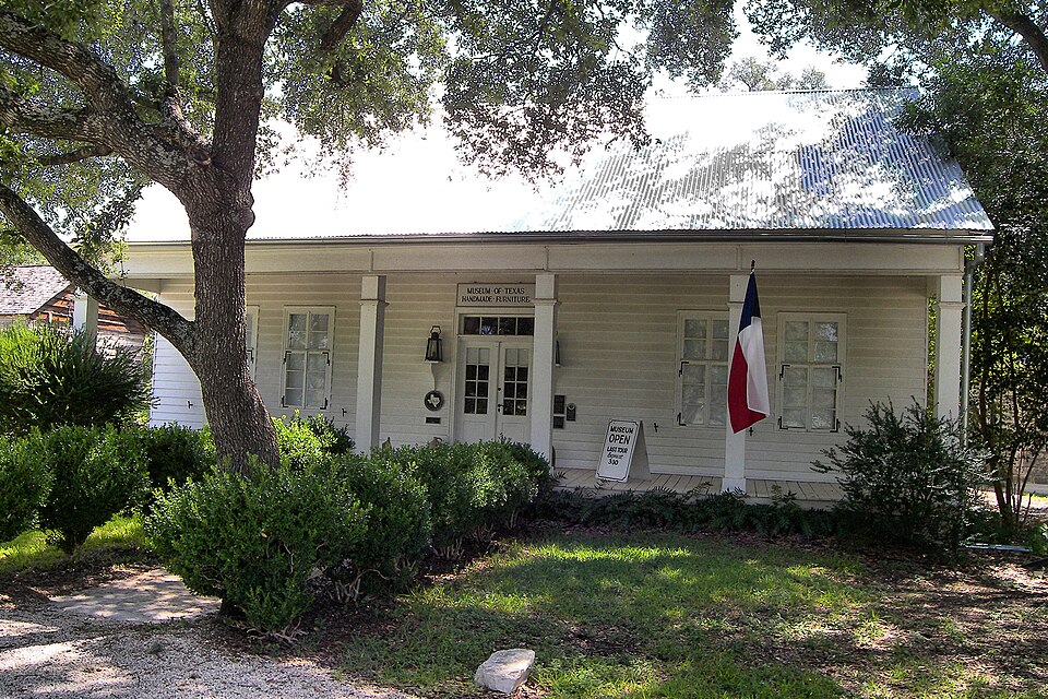 Photograph of Museum of Texas Handmade Furniture