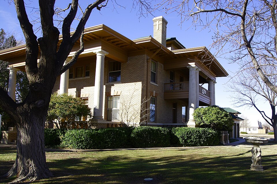 Photograph of Warren and Myrta Bacon House