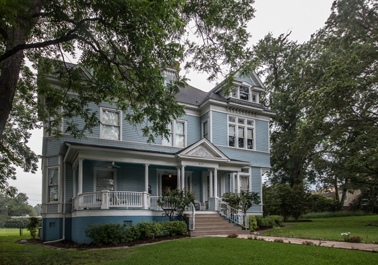 Photograph of Weisman-Hirsch House