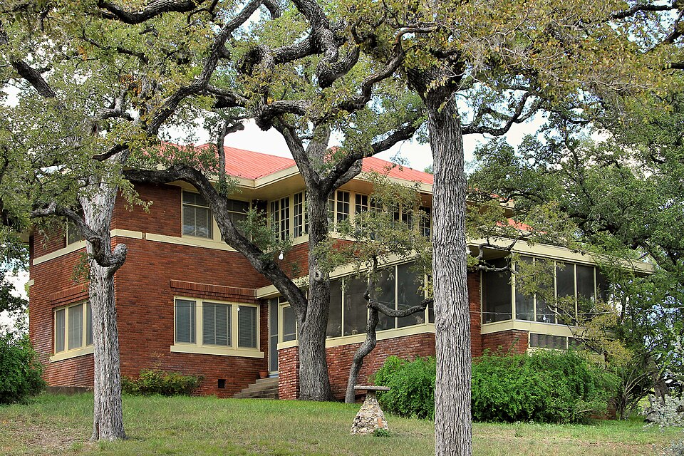 Photograph of Williams-Tarbutton House